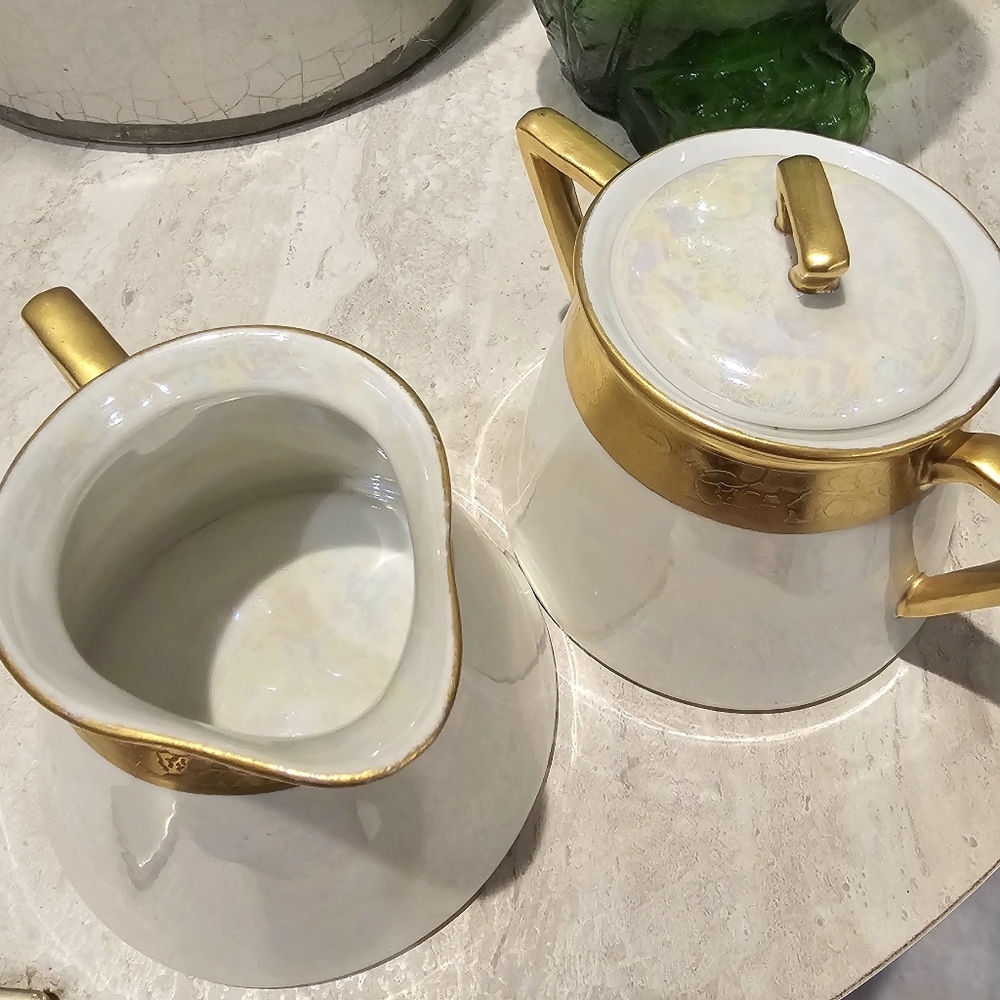 Limoges France B&C Porcelain Sugar and Creamer Set Gold Trim - Picture 8 of 10
